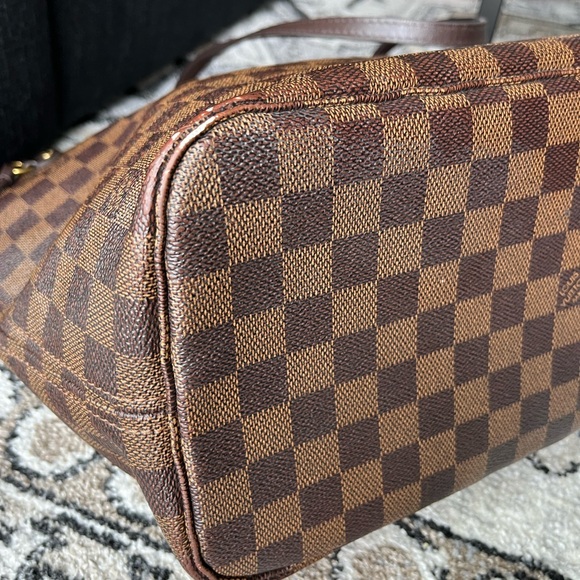 Louis Vuitton Neverfull Damier Ebene MM - Picture 8 of 12